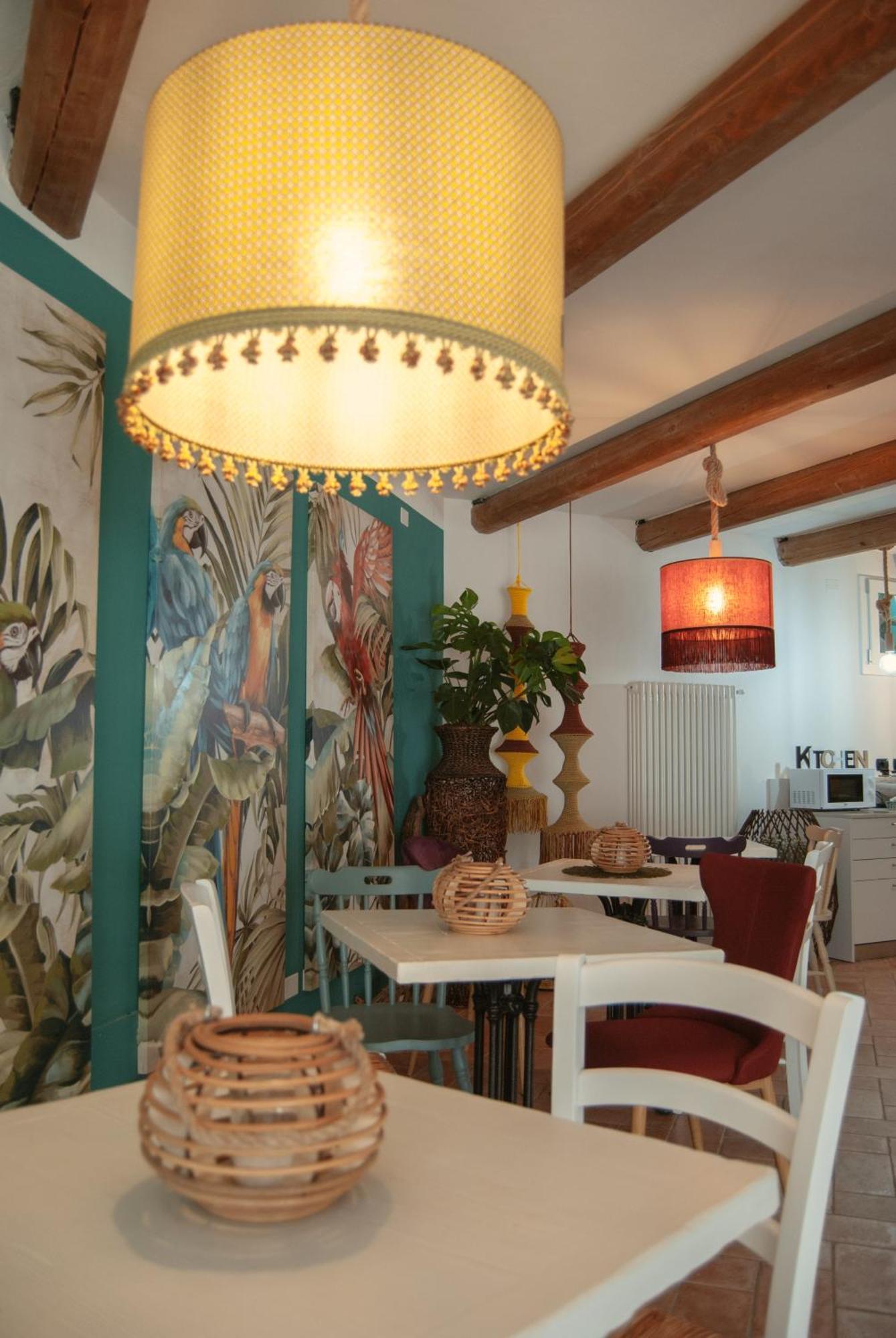 Welcome Traveller Frida'S Rooms Caprino Veronese Exterior foto